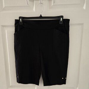 Coral Bay stretch pull on Women's Black Bermudas size 14